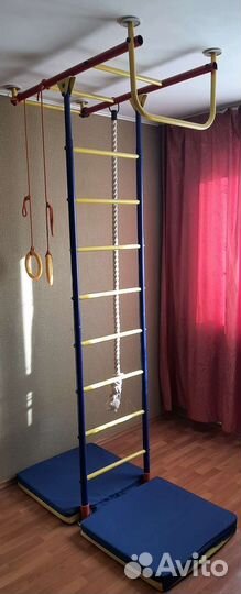 Детский спортивный уголок