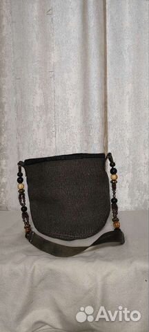 Вязанная сумка с цацками