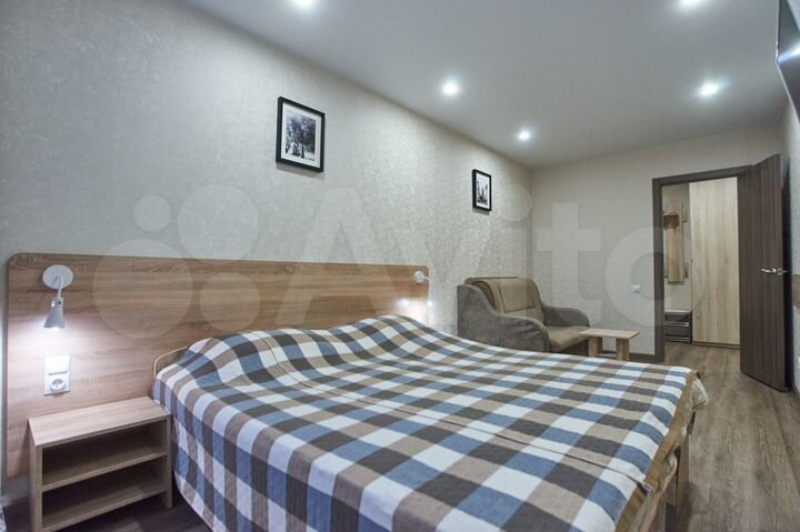 2-к. квартира, 44 м², 1/18 эт.