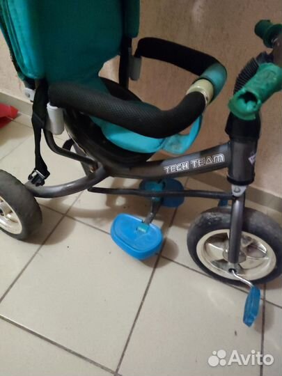 Коляска велосипед с ручкой
