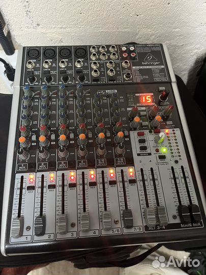 Микшерный пульт behringer x1204usb