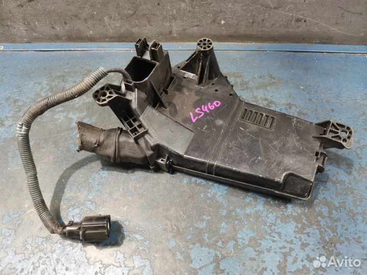 Блок предохранителей Lexus Ls460 USF40