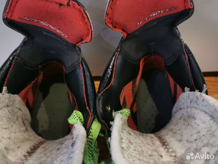 Коньки хоккейные CCM