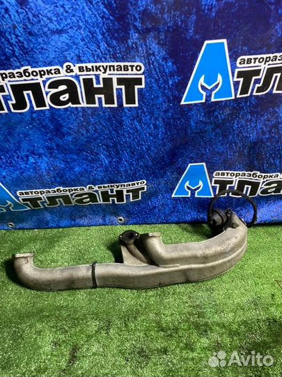 Воздуховод Audi A4 B6 AKE 2002