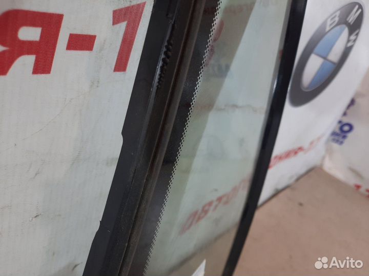 Форточка двери задняя правая Mercedes Glk300 X204