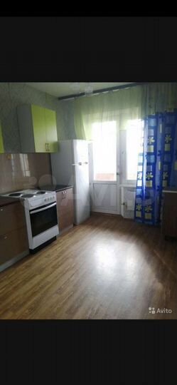 1-к. квартира, 44 м², 8/10 эт.