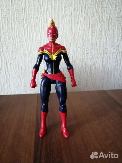 Фигурка Капитан Марвел - Hasbro Marvel Legends