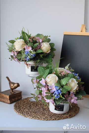 Букеты из искусственных цветов в наличии