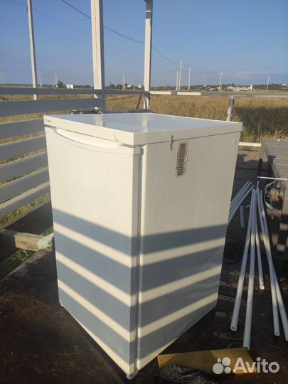 Минихолодильник с морозильной камерой