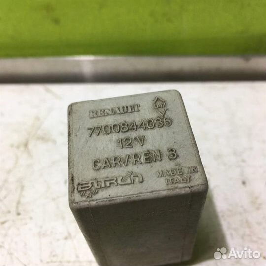 Реле Рено Меган