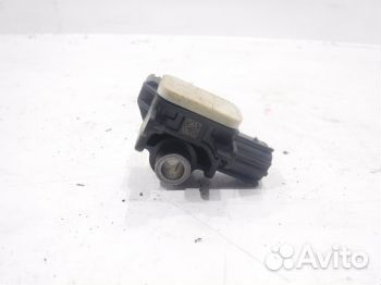 Датчик SRS Ниссан Serena C26