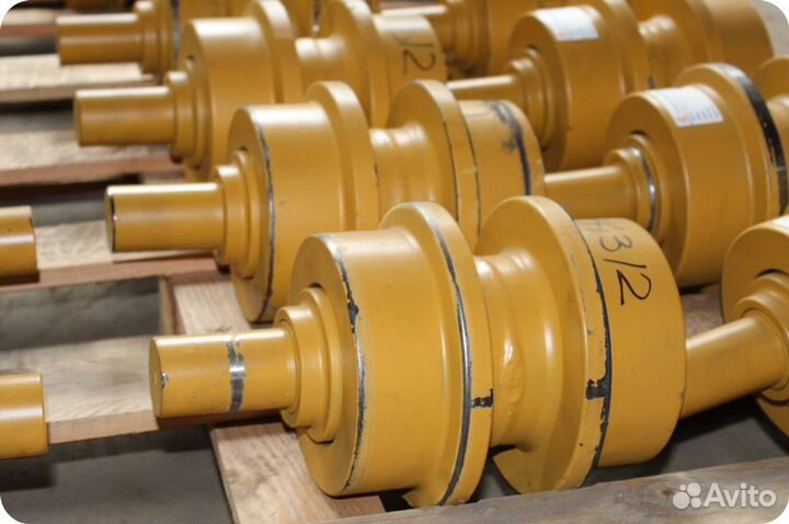 Каток поддерживающий D65P-8 hstf