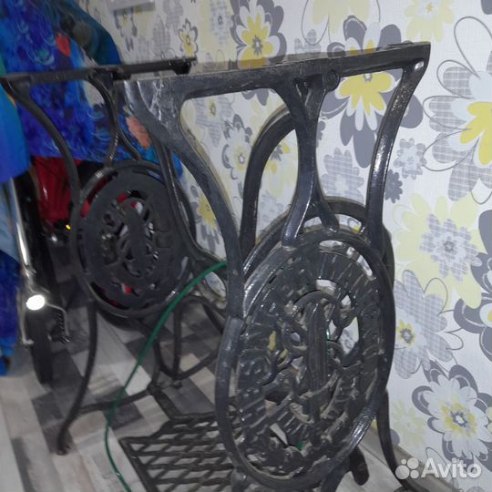 Станина от швейной машинки зингер бронь