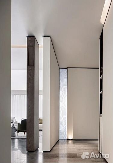 Плинтус алюминиевый