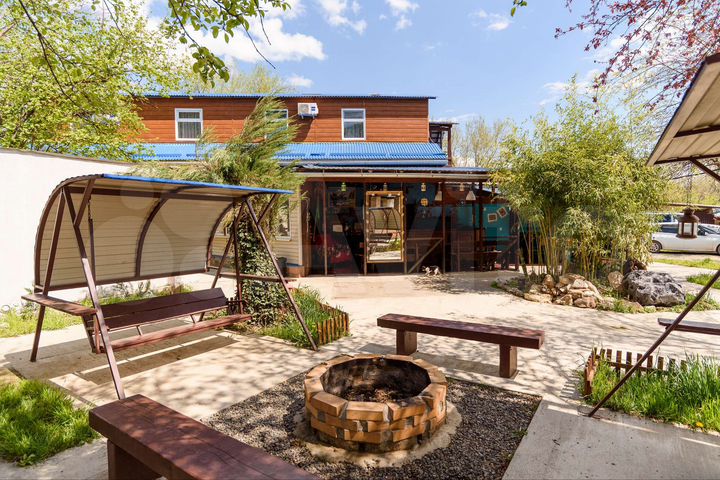 Коттедж 250 м² на участке 15 сот.