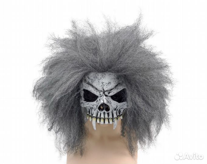 Полумаска череп пирата с волосами карнавальная