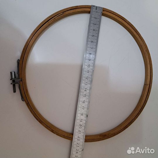 Пяльцы деревянные