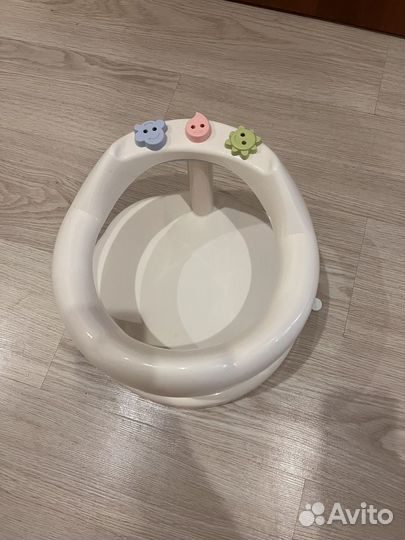 Ванночка для купания с горкой