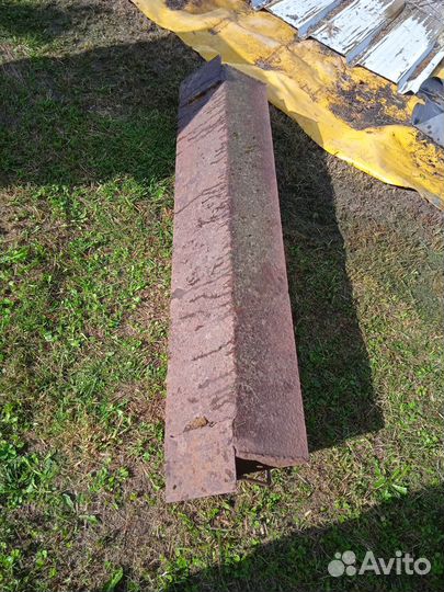 Кормушка для п