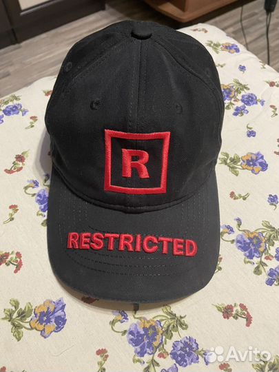 Vetements Restricted cap кепка