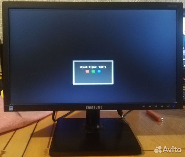 Монитор samsung S19C200