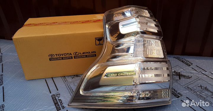 Фонарь Land Сruiser Prado 150 60 th Anniversary