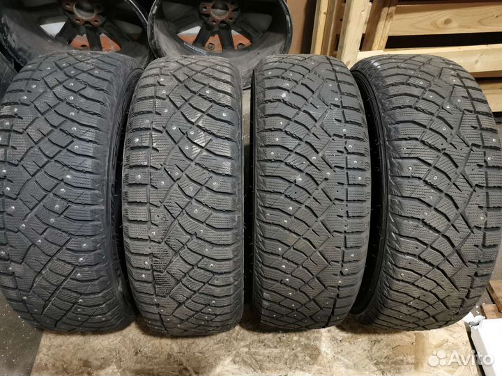 Nitto Therma Spike 225/60 R17 103T