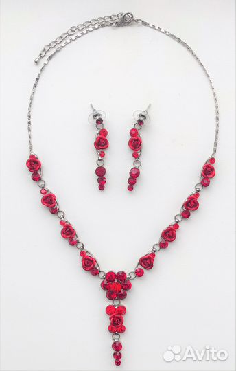 Ожерелье и серьги