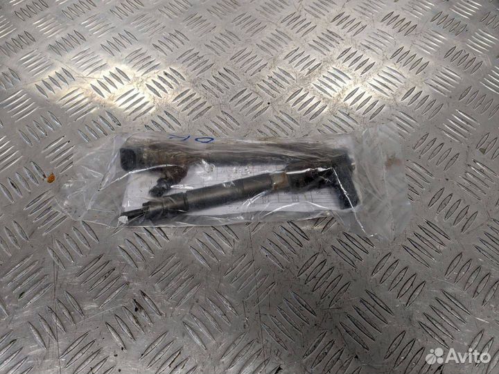 Форсунка топливная Mercedes-Benz C-Класс