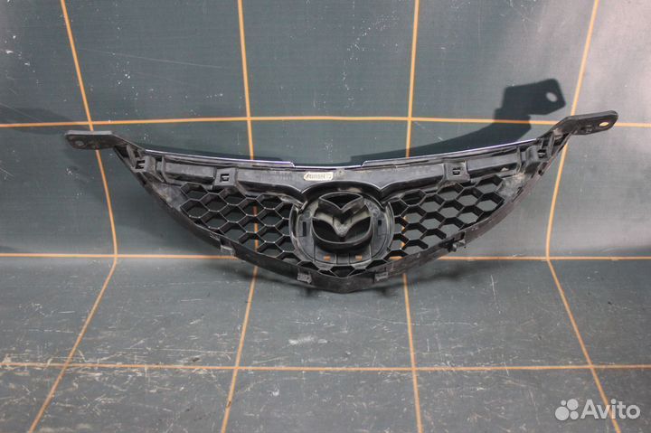 Решетка радиатора - Mazda 3