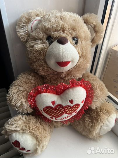 Плюшевый медведь