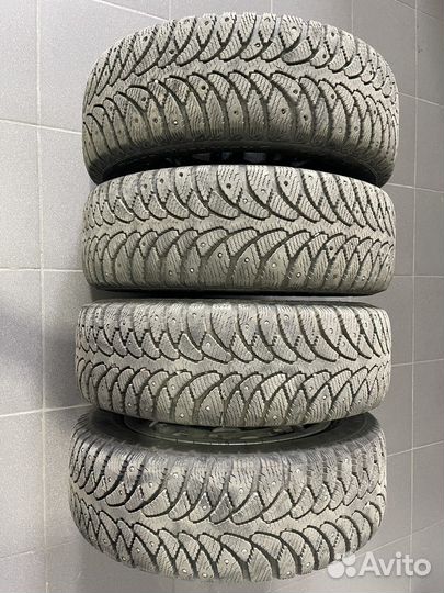 Колеса Фабия 1, с зимними шинами 185/60R14