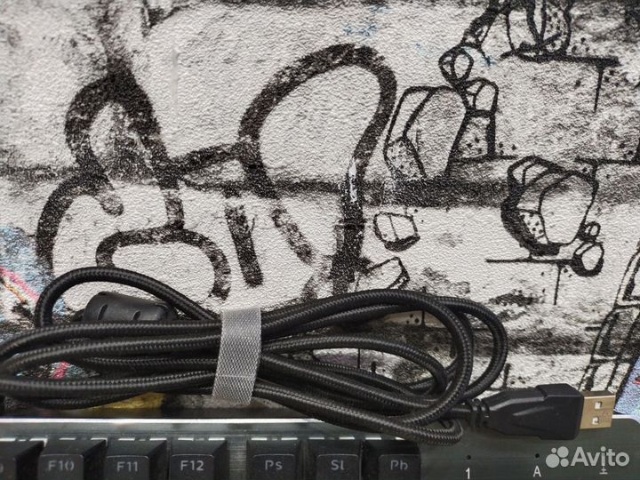 Игровая механическая клавиатура