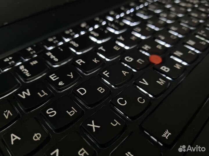 Ноутбук Lenovo ThinkPad T570 i5 16/256 FHD IPS