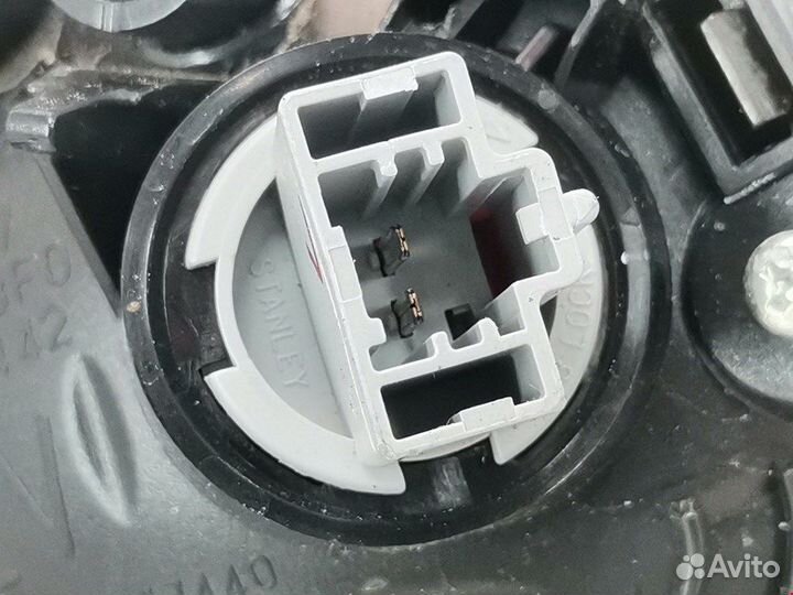 Фонарь багажника для Mazda 3 BL BBT9513F0D