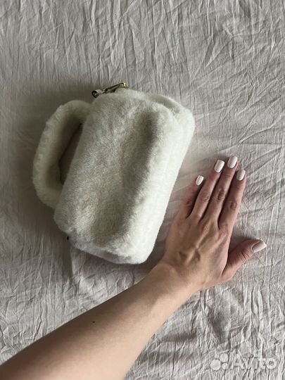 Меховая сумочка