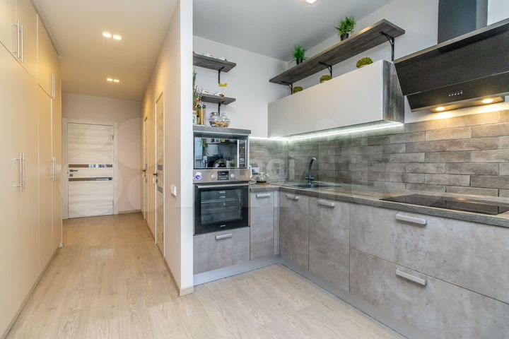 2-к. квартира, 71,5 м², 8/9 эт.