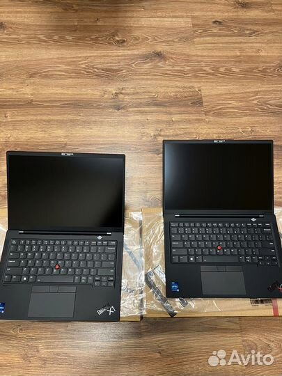 Lenovo Thinkpad x1 carbon gen 10 (i7-16-256-New)