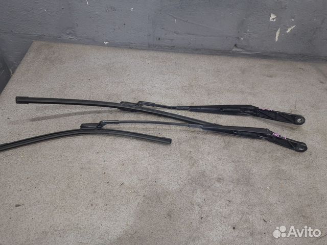 Поводки дворников для Volkswagen Passat B6 B7