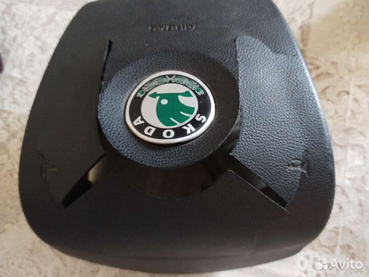 Подушка безопасности в руль Skoda Fabia