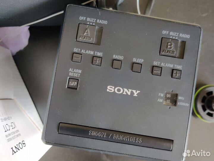 Sony ICF-C1T Black