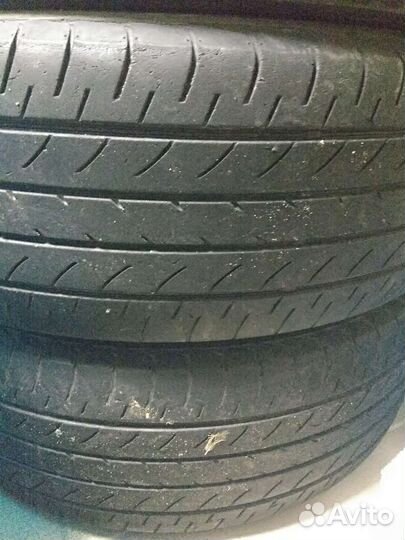 Yokohama BluEarth E51B 225/60 R18