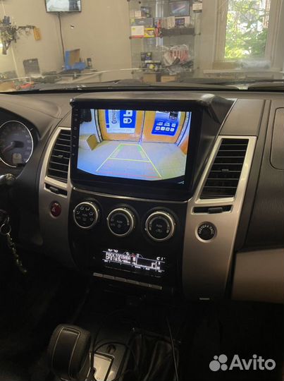 Штатная магнитола Mitsubishi Pajero Sport 2