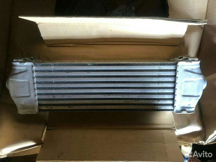 Радиатор интеркулера Форд Транзит