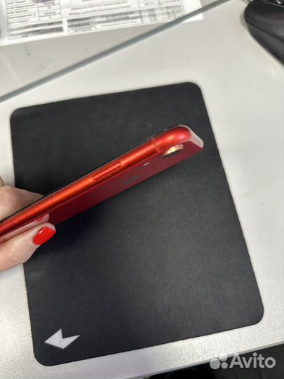 Телефон iPhone xr