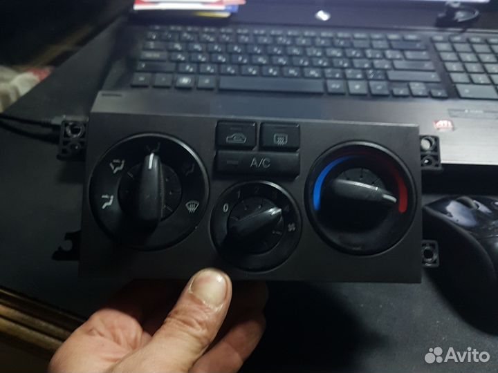 Блок управления печкой Hyundai Elantra III (Тагаз)