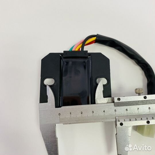 Стабилизатор (реле-регулятор) напряжения 5-ти пров