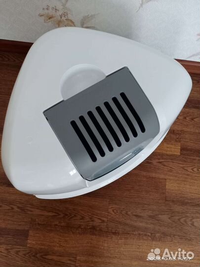 Лоток для кошек закрытый