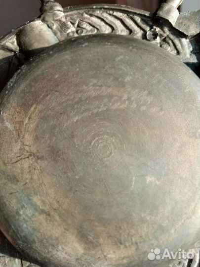 Пепельница и зажигалка в коробке