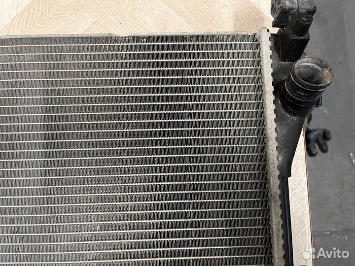 Радиатор охлаждения двигателя Saab 9-3 седан B284L